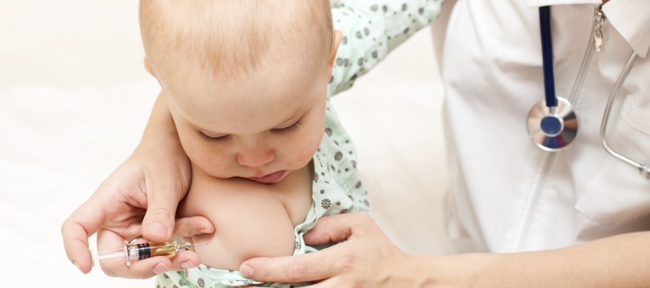 Vacunación oscar hernandez pediatra